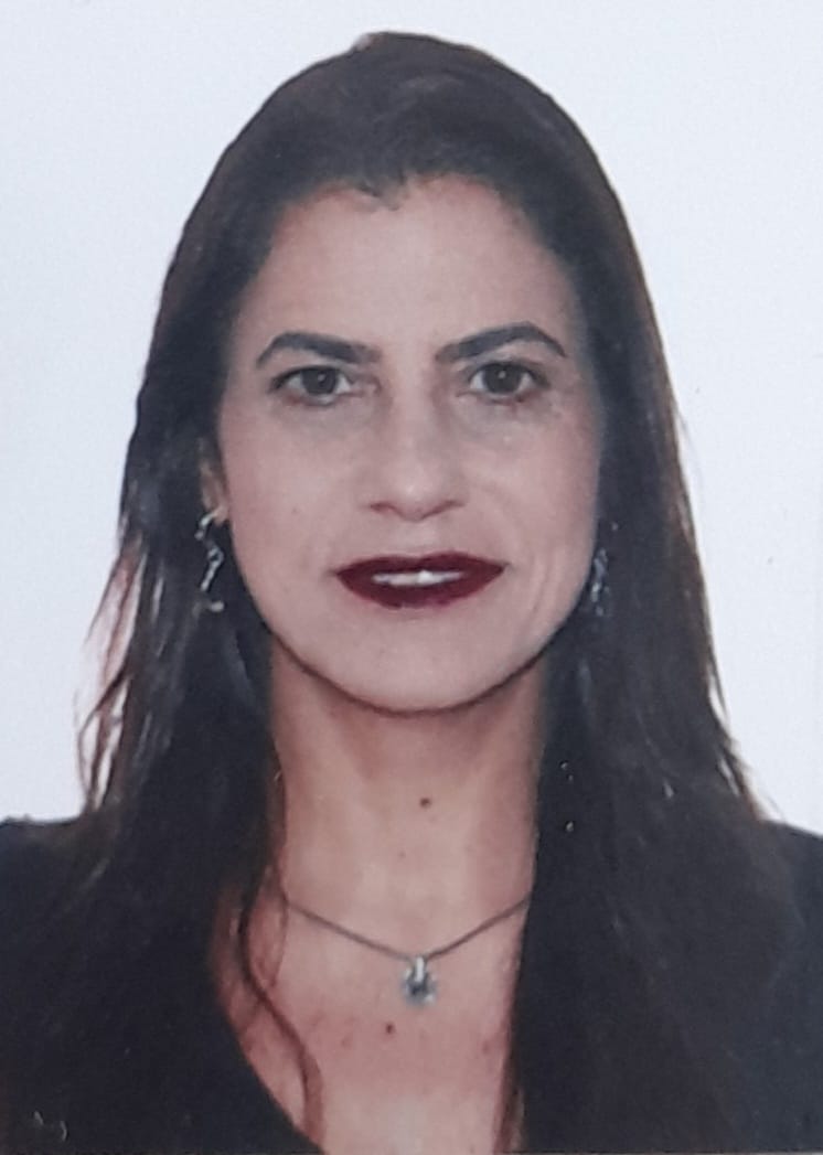 Profa. Dra. Simone de Araújo Góes Assis
